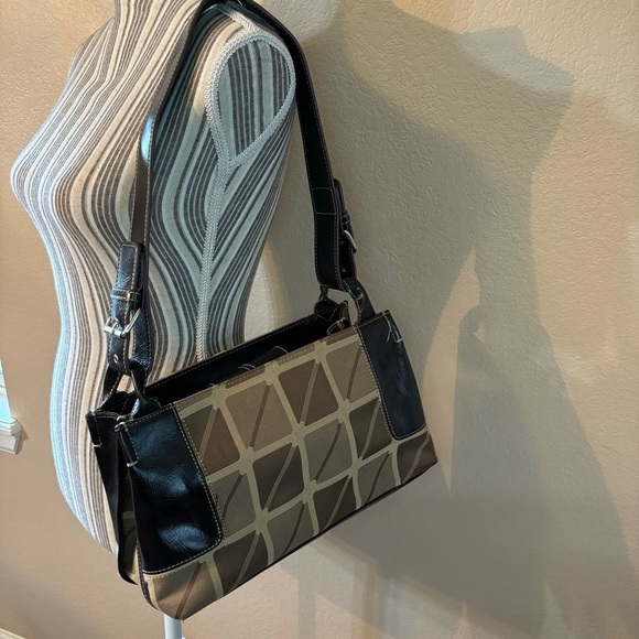 Nine & Co. Shoulder Bag Brown Tan Geometric Silver-Tone Hardware Classic - Picture 8 of 16